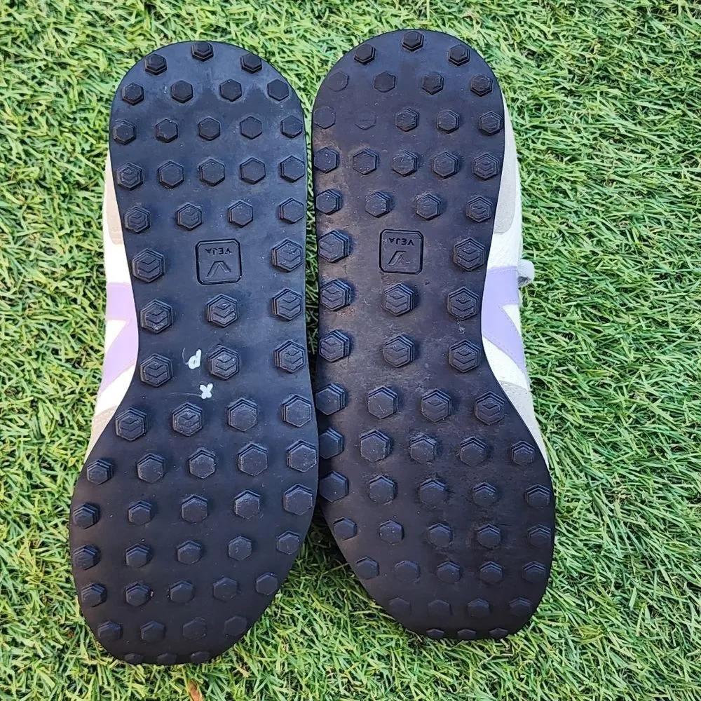 Veja pre owned